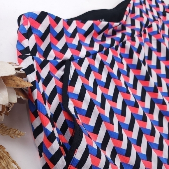 New Tail Multicolored Golf Tennis Skort Sz Xs - Picture 3 of 8